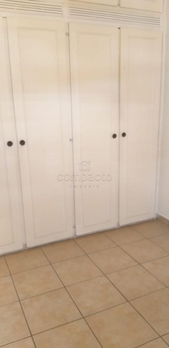 Apartamentos - Ref: V990