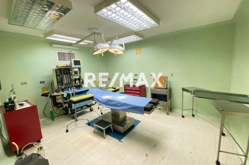 Imagen 3 de 15 de Centro Clinico En Venta Sector Bellas Artes Maracaibo Marisabel Fernandez
