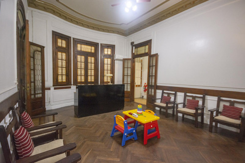 Excelente Casa /lote En Venta Sobre La Av. Juan Bautista Alberdi 1960 Flores
