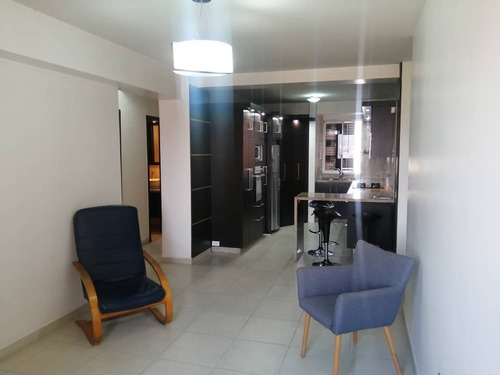 Imagen 16 de 28 de Apartamento De Oportunidad En Las Chimeneas Valencia Ata-926 Angela Betancourt 04125067379 04244900499