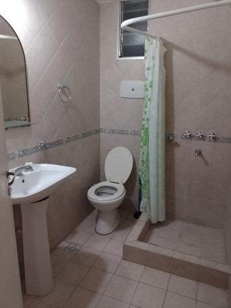 Imagen 12 de 14 de Venta De Departamento Dos Ambientes Frente A La Plaza Colon