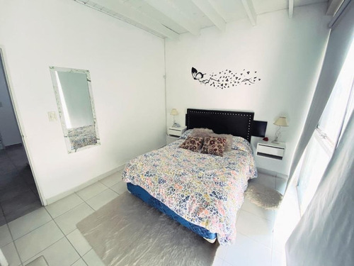 Imagen 12 de 14 de Permuta - Triplex De 4 Ambientes En Venta - Ituzaingo Norte