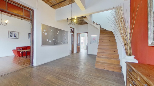 Casa En Vicente Lopez - Venta