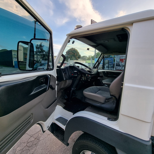 Vw 8.160 Ano 2016 Cesto Aéreo Guiton Com Ar Condicionado