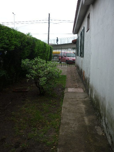 Imagen 6 de 7 de Chalet En Venta En Ituzaingo Norte