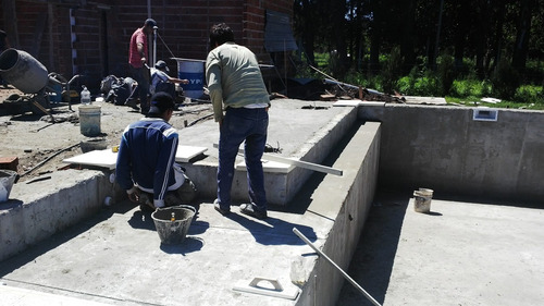 Imagen 10 de 10 de Construccion De Piscinas Hormigon. Reparacion De Rajaduras