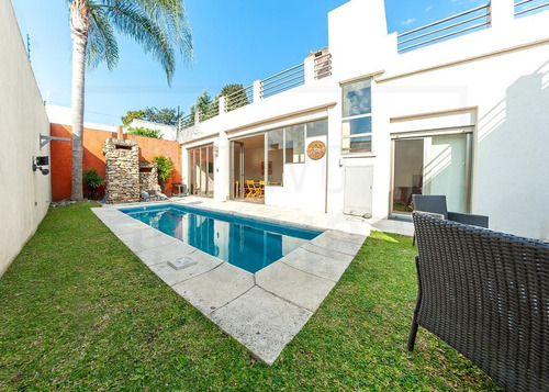 Imagen 28 de 30 de Venta / Casa / 4 Ambientes / Cochera / Pileta / Quincho / Ramos Mejia