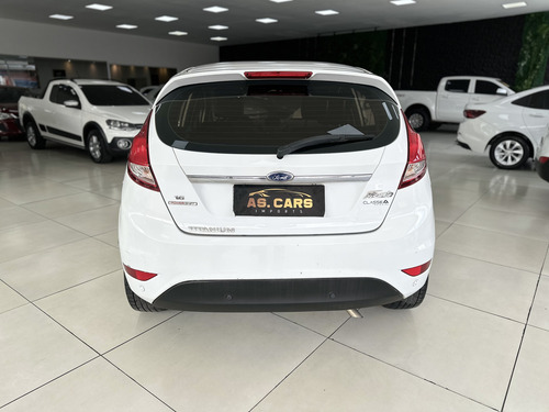 Ford Fiesta 1.6 16v Titanium Flex Powershift 5p