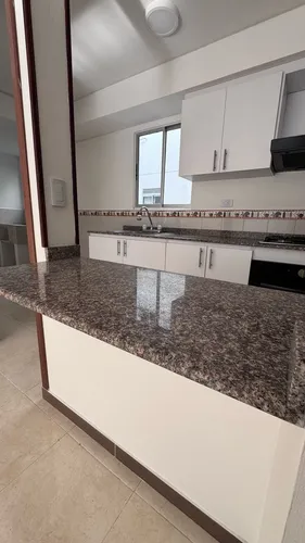 Venta Hermoso Apartamento En La Hacienda Piso 4 Con Ascensor (fv)
