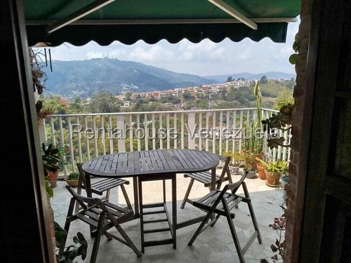 En Venta Lujosa Quinta En Los Naranjos #25-18561 Hh