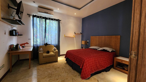 222603 Alquiler O Venta Moderna Casa Colinas De Guataparo Fp