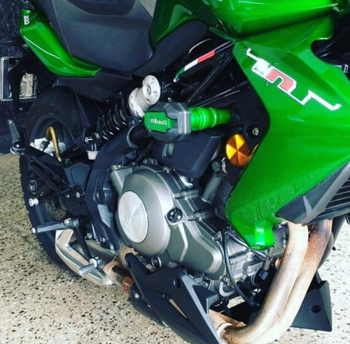 Imagen 2 de 9 de Benelli Tnt 300 2017- Todo Al Dia - Titular - Se Vende
