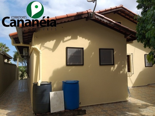 5 Dormitórios (2 Suítes) Frente Ao Mar Com Garagem E Rampa Náuticas, No Parque Náutico Em Cananéia/sp - Ca00058 - 34836522