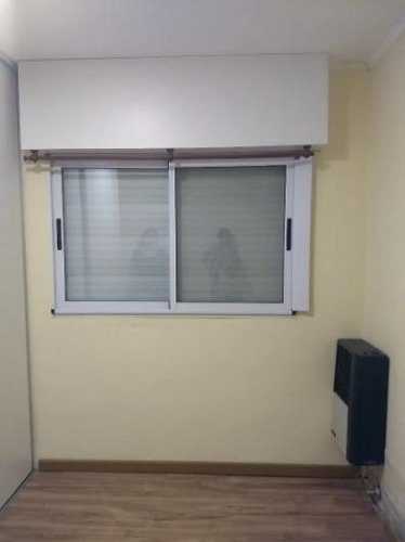 Casa En Venta - 3 Dormitorios 1 Baño 3 Cocheras - 330mts2 - Lincoln