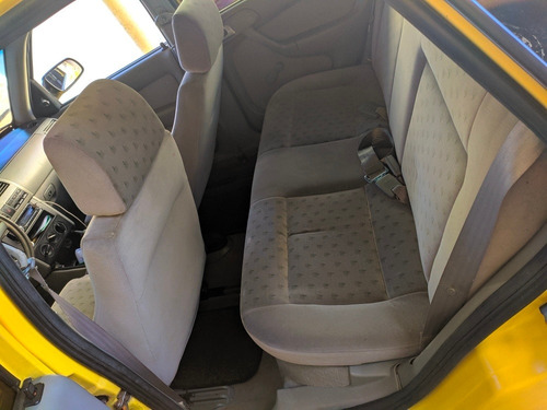 Volkswagen Gol 2001 1.0 16v Plus 5p