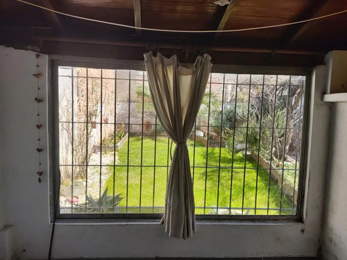 Casa 3 Ambientes Con Patio Y Parrilla, Constitución 400 Merlo Pcia Bs As