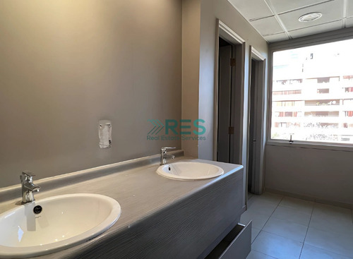 Oficina En Arriendo En Providencia