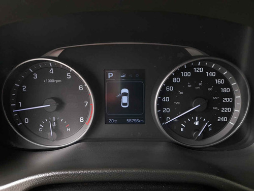 Imagen 14 de 15 de Hyundai Elantra 2017 4p Gls Premium L4/2.0 Aut