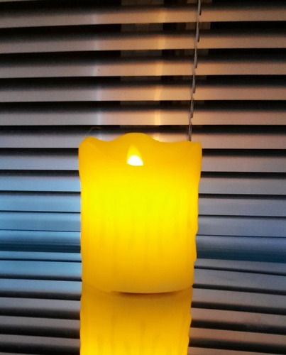 Velon Vela Led A Pilas Flama Magnética