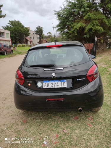 Peugeot 208 1.5 Active 2016