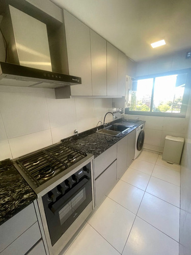Vendo Hermoso 2 Ambientes En Palermo, Las Cañitas - Torre Chenaut Plaza