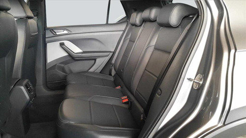 Volkswagen T-Cross 1.4 250 TSI TOTAL FLEX HIGHLINE AUTOMÁTICO