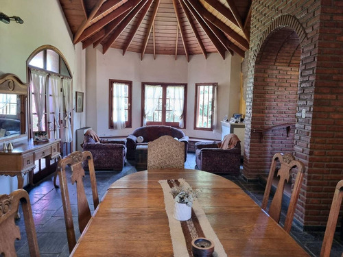 Casa En Arturo Illia 1068