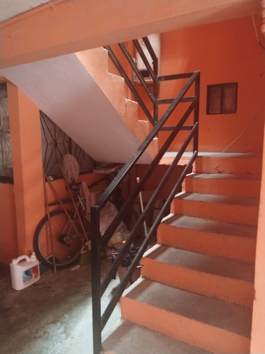 Edificio En Venta Con 8 Unidades Rentables Se Puede Vender Con Inquilinos