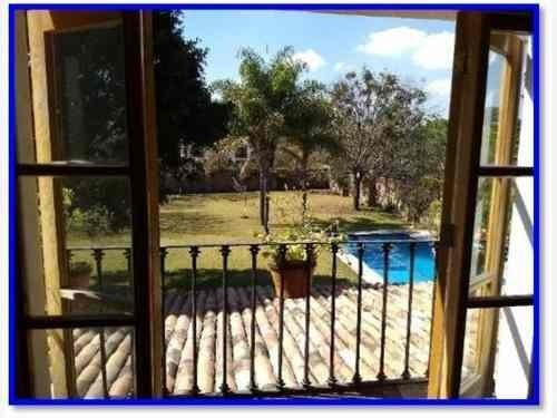 En Jurica, Estilo Colonial Mexicano, 4 Habitaciones, 10 Auto