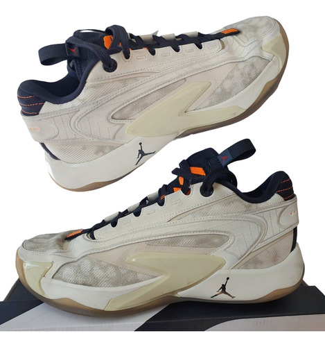Tênis Nike Jordan Luka 2 - 42 - Coconut Milk / Black-fossil (Usado)