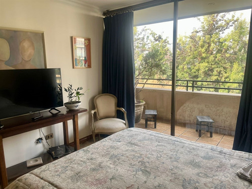 Departamento En Venta De 3 Dorm. En Lo Barnechea