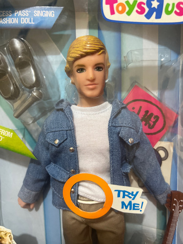 Muñeco Cody Simpson Tipo Barbie (Usado)