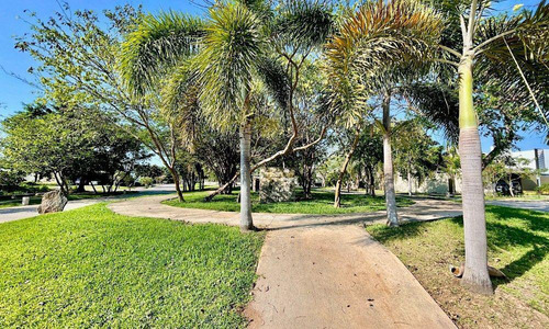 Lote En Esquina Con Vista Al Parque, Privada Parque Natura