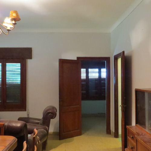 Imagen 3 de 13 de Vendo Finca Con Casa Estilo Chalet Y Produccion De Viña En San Rafael Mendoza