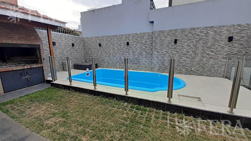 Imagen 15 de 16 de Venta Casa 3 Ambientes Con Jardín, Cochera, Quincho Y Piscina En Quilmes (30663)