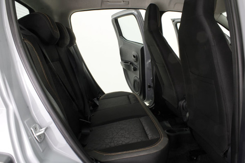 Fiat Mobi Trekking 1.0 MT - SEGURO GRATIS POR 1 AÑO