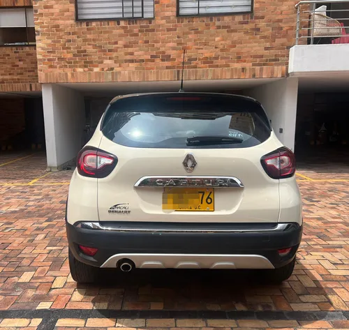 Renault Captur 2.0 Intens Automática