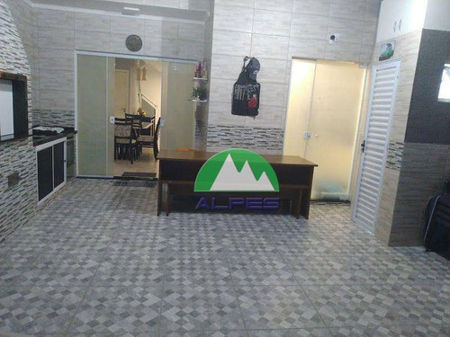 Imagem 2 de 30 de Próximo Pça Dos Menonitas Triplex Com 02 Frentes Para Rua Garagem Para 04 Carros 172 M2 - So1290
