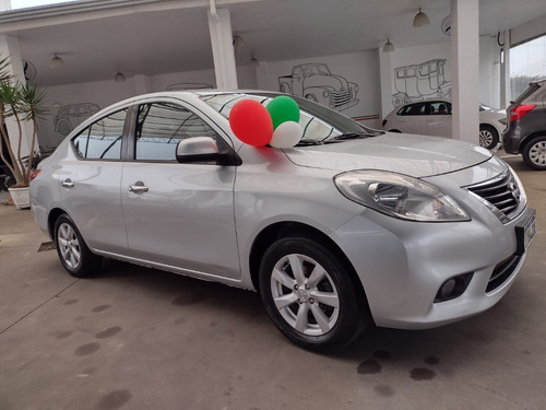 Imagem 3 de 8 de Nissan Versa 1.6 Sl