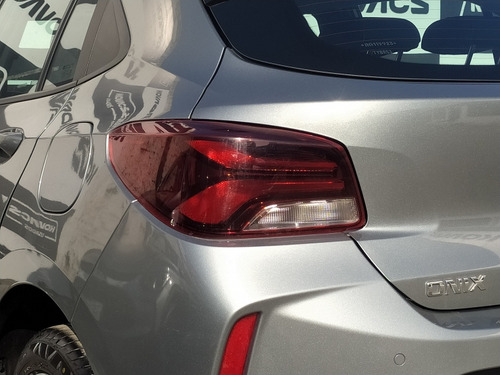 Chevrolet Onix LTZ MT