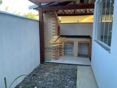 Imagem 2 de 10 de Casa Com 2 Quartos E Área Gourmet Em Unamar - Cf - Jmc-116