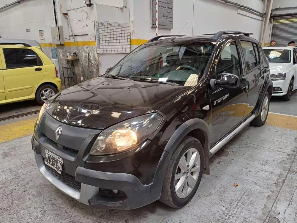 Renault Sandero Stepway 1.6 Privilege Nav 105cv