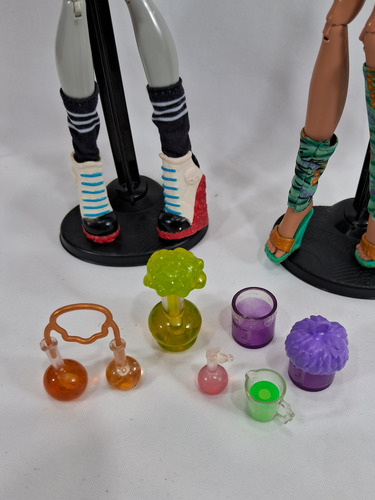 Pack Mad Science Cleo De Nile Ghoulia Yelps Monster High 02 (Usado)