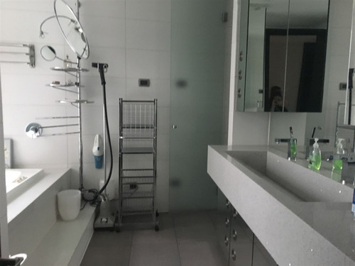 Penthouse Duplex Condo Con Amplios Jardines La Dehesa Cental