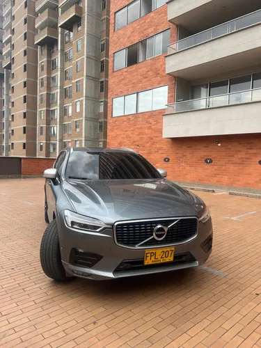 Volvo XC60 2.0 T5 Awd R-design