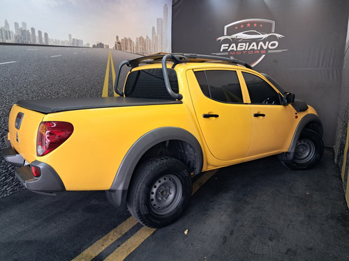 Mitsubishi L200 SAVANA 3.2 4X4 16V TURBO INTERCOOLER DIESEL 4P MANUAL