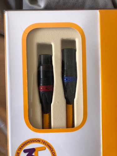 Imagen 2 de 4 de Cable Xlr Van Den Hul D-102 Iii H 3t 1,5 Mt