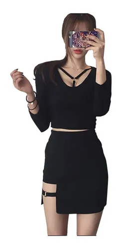 Conjunto de falda online negra y blusa blanca