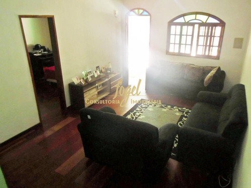 Imagem 12 de 18 de Democrata/juiz De Fora - Casa Ampla Com 3 Salas, 3/4 E 3 Banheiros - Cs375v