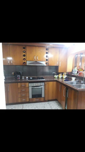 Vera Casa Inmobiliaria Vende Amplia Casa En Sector Carialinda Naguanagua Mv-2